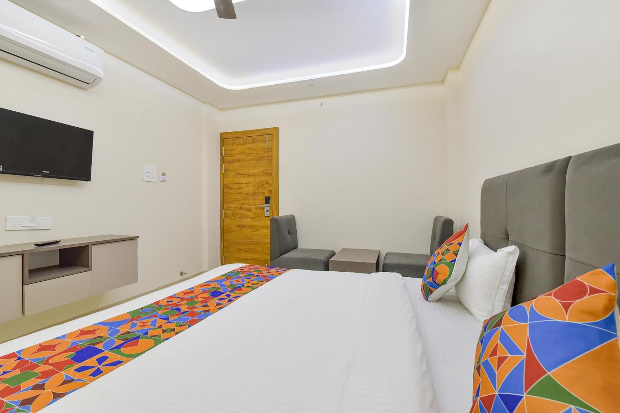 Fabhotel Synergy Stays Indore Eksteriør billede